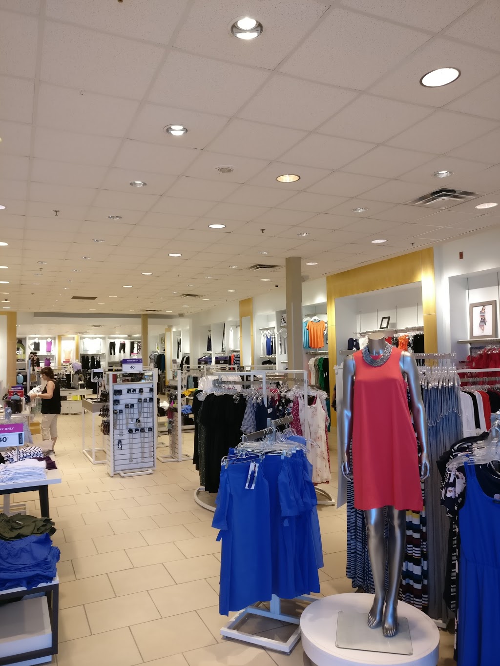 Reitmans | 1365 Woodroffe Ave Unit E, Nepean, ON K2G 1V7, Canada | Phone: (613) 226-7340