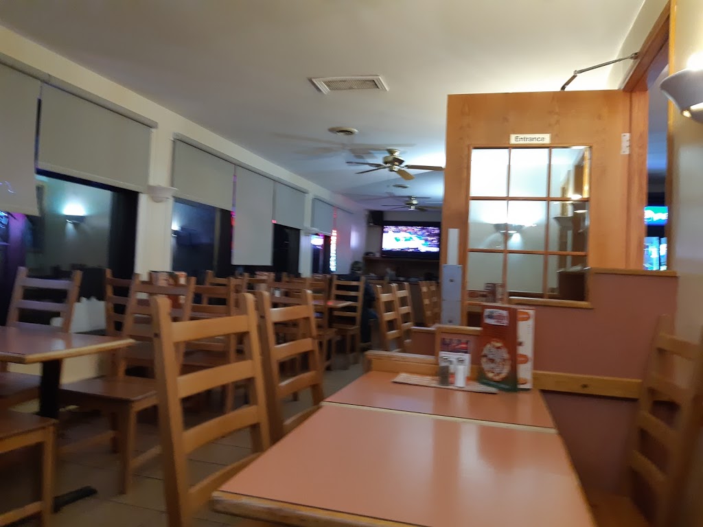 Lorenzos Pizza | 295 Queen Mary St, Ottawa, ON K1K 1T7, Canada | Phone: (613) 741-3638