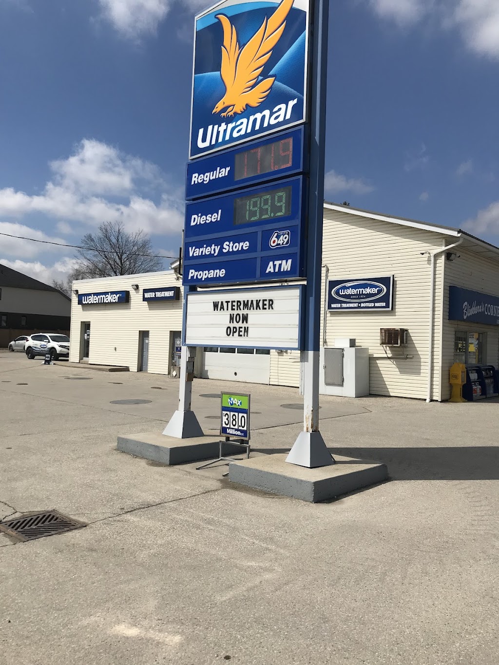 Watermaker Fergus | 935 St David St N, Fergus, ON N1M 2W3, Canada | Phone: (519) 787-8205