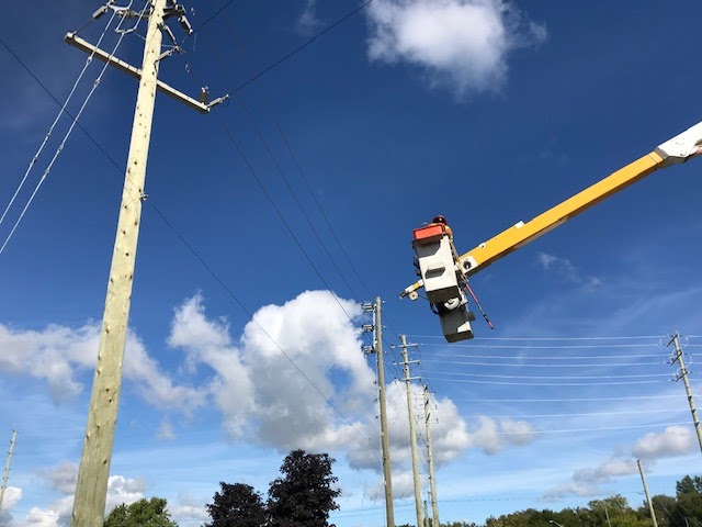 Davies Electric Inc. | 21599 Nissouri Rd, Thorndale, ON N0M 2P0, Canada | Phone: (519) 461-1313