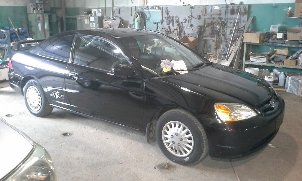 Carrosserie Lucien Breard Enr | 8295 Rue Pascal-Gagnon, Saint-Léonard, QC H1P 1Y5, Canada | Phone: (514) 327-9323