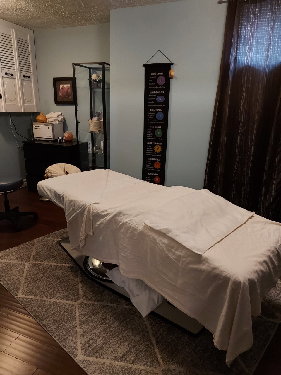 Chez Helene June Massage Therapy | 20 Abbotsford St, Cambridge, ON N1R 7S8, Canada | Phone: (519) 620-0487