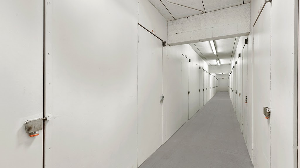 Public Storage | 2 Greensboro Dr, Etobicoke, ON M9W 1E1, Canada | Phone: (416) 247-2620