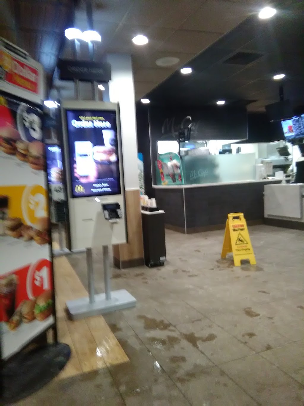 McDonalds | 4518 US-5, Derby, VT 05829, USA | Phone: (802) 334-7793