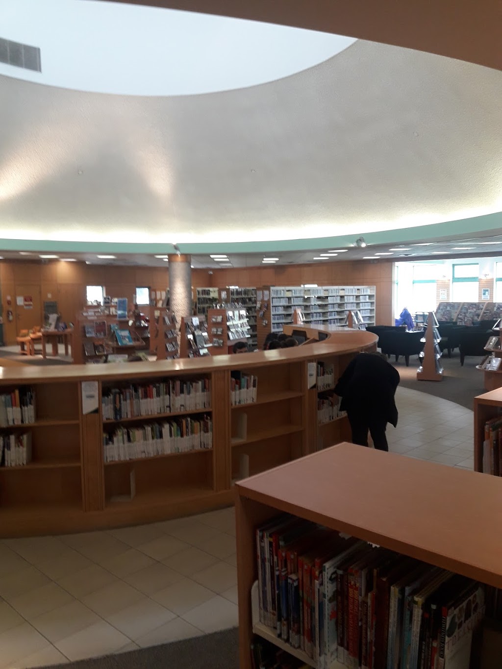 Ansley Grove Library | 350 Ansley Grove Rd, Woodbridge, ON L4L 3W4, Canada | Phone: (905) 653-7323