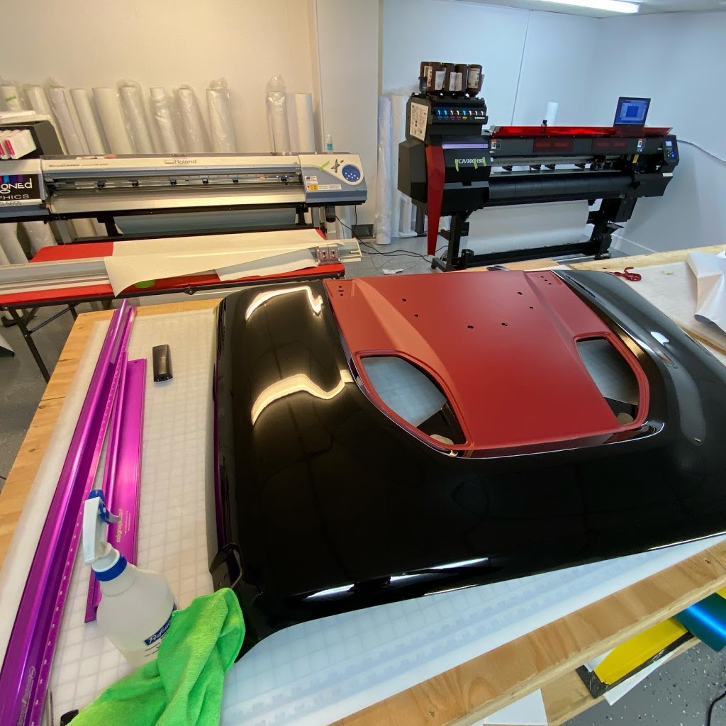 b designed GRAPHICS - SIGNS | 4306 Hwy 7, Norwood, ON K0L 2V0, Canada | Phone: (705) 639-5655