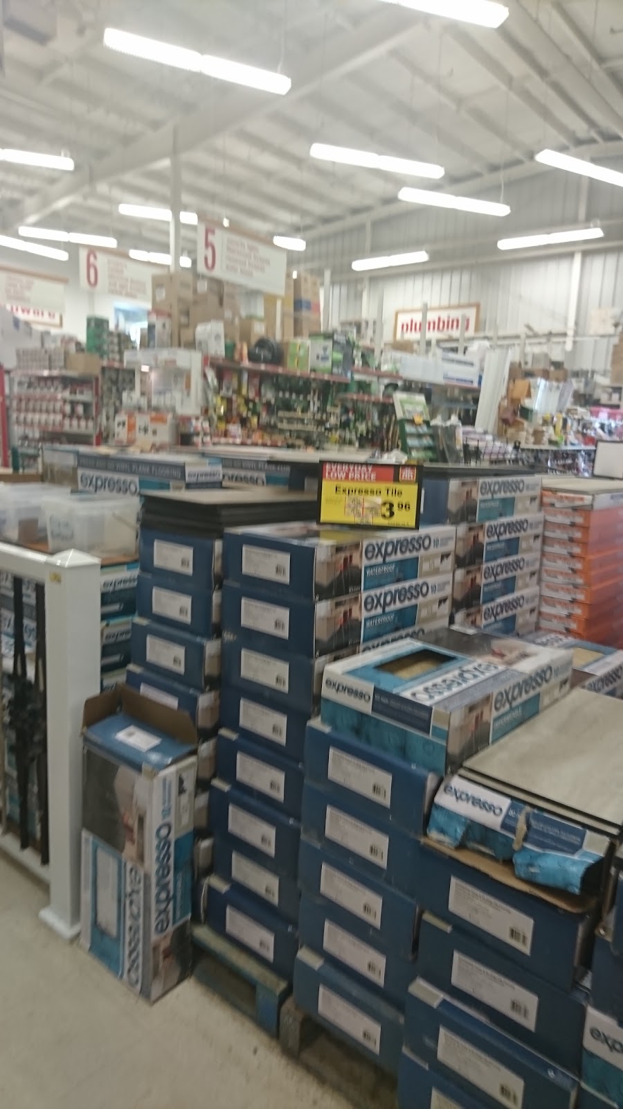 Home Building Centre - Lindsay | 220 Lindsay St S, Lindsay, ON K9V 2N3, Canada | Phone: (705) 324-3516