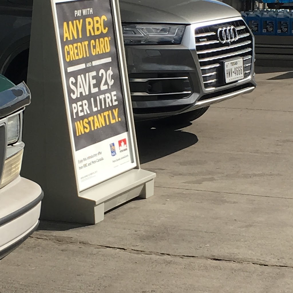 Petro-Canada | 6995 Dixie Rd, Mississauga, ON L5T 1A8, Canada | Phone: (905) 670-8118
