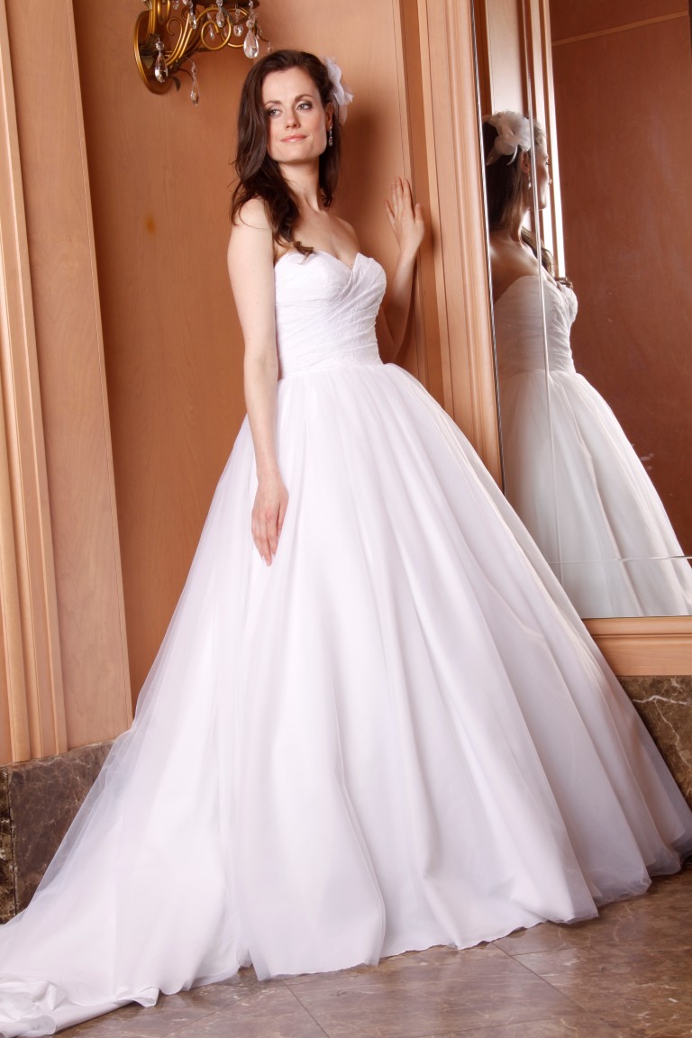 Creation Jessyca Haute Couture | Sur demande, Saint-Jean-de-Matha, QC J0K 2S0, Canada | Phone: (450) 750-2292