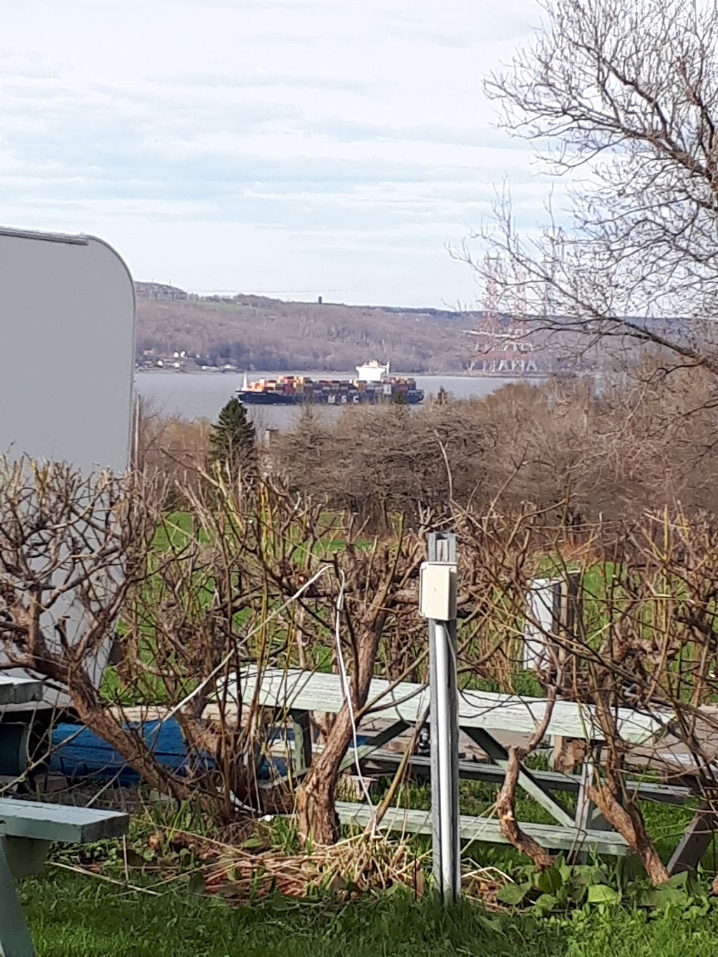 Camping du Fort de la Martinière | 9825 Boulevard Guillaume-Couture, Lévis, QC G6V 9R4, Canada | Phone: (418) 835-9060