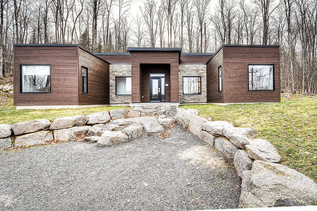 Villa Prestige | 25 rue du M’ont-Sanford, La Conception, QC J8E 0B1, Canada | Phone: (438) 601-4873