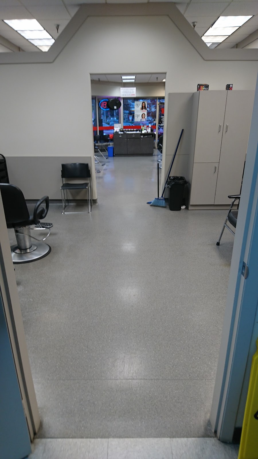 First Choice Haircutters | 32530 Lougheed Hwy., Mission, BC V2V 1A5, Canada | Phone: (604) 826-5313
