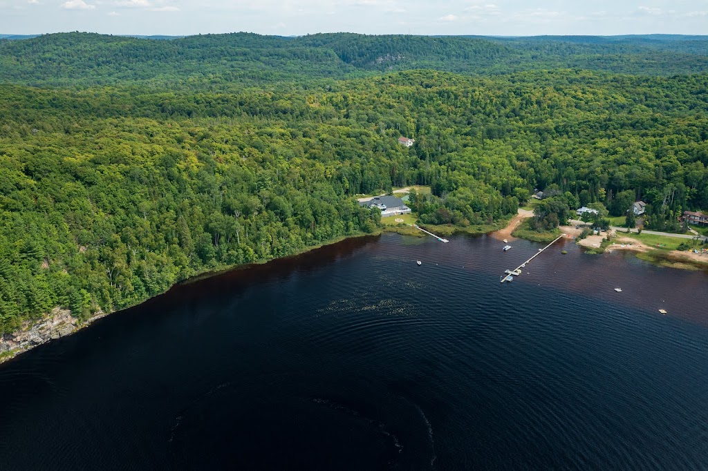 The Cove at Pickerel Lake | 2318 Pickerel & Jack Lake Rd, Burks Falls, ON P0A 1C0, Canada | Phone: (416) 732-9292