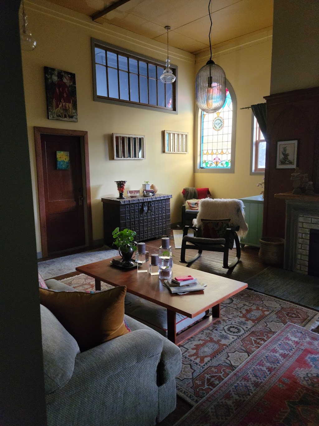 the blackbird | 7914 20 Ave, Coleman, AB T0K 0M0, Canada | Phone: (403) 563-8454