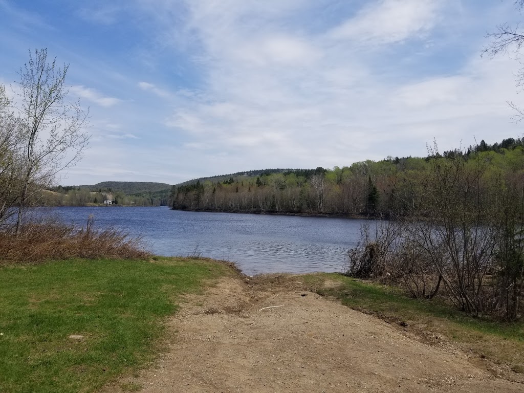 Parc des Chutes de Montauban | 100-190 Route du Moulin, Notre-Dame-de-Montauban, QC G0X 1W0, Canada | Phone: (418) 336-2640