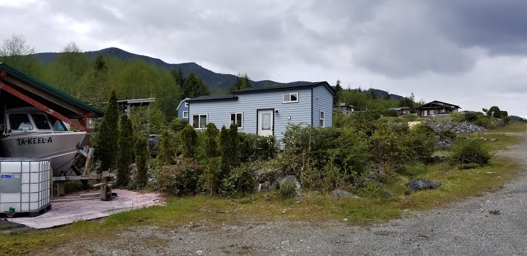 Vancouver Island Tiny Homes | 165 Crosley Wood Pl, Bowser, BC V0R 1G0, Canada | Phone: (250) 240-5060