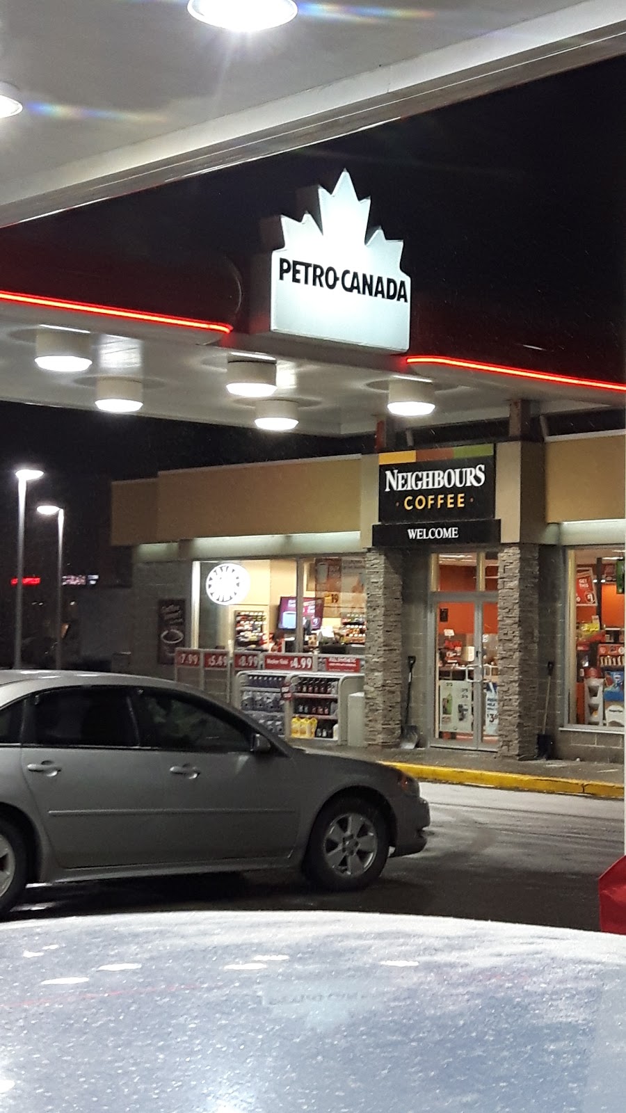 Petro-Canada | 690 Hunt Club Rd, Ottawa, ON K1V 1C3, Canada | Phone: (613) 737-3155