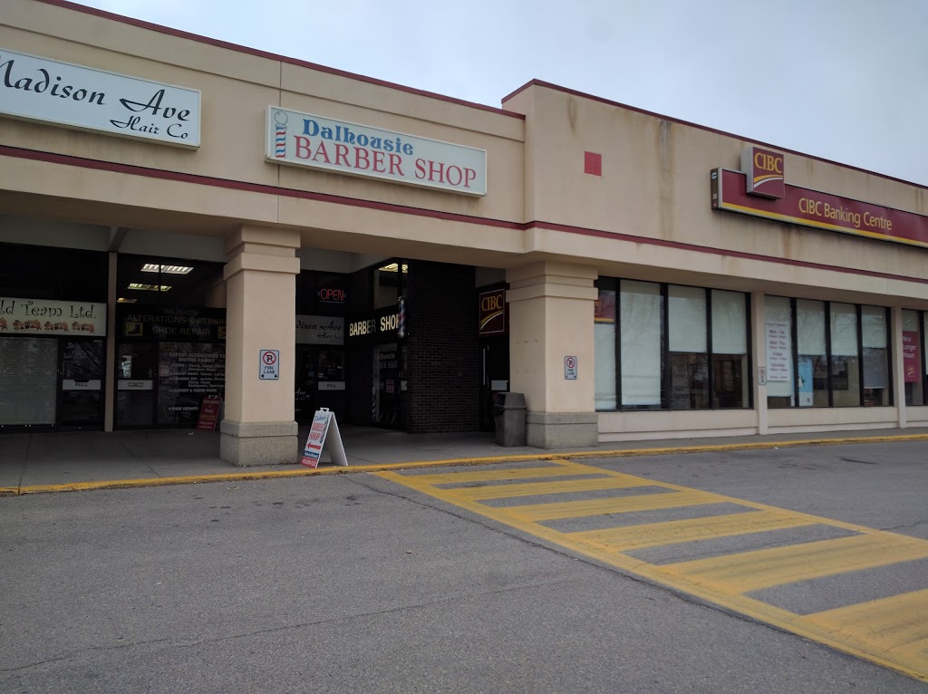 Dalhousie Barber Shop | 5505 Shaganappi Trail NW, Calgary, AB T3A 1Z6, Canada | Phone: (403) 288-1233