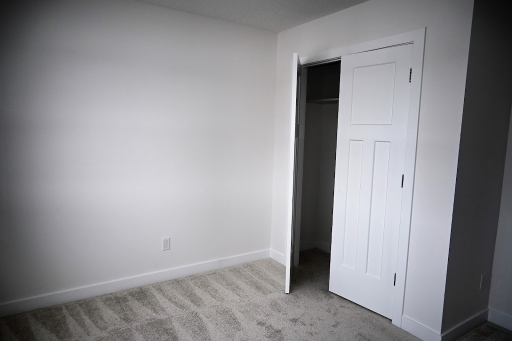 Ironstone Home Builders-St. Albert Showhome | 14 Riverside Dr, St. Albert, AB T8N 7S7, Canada | Phone: (780) 454-7799
