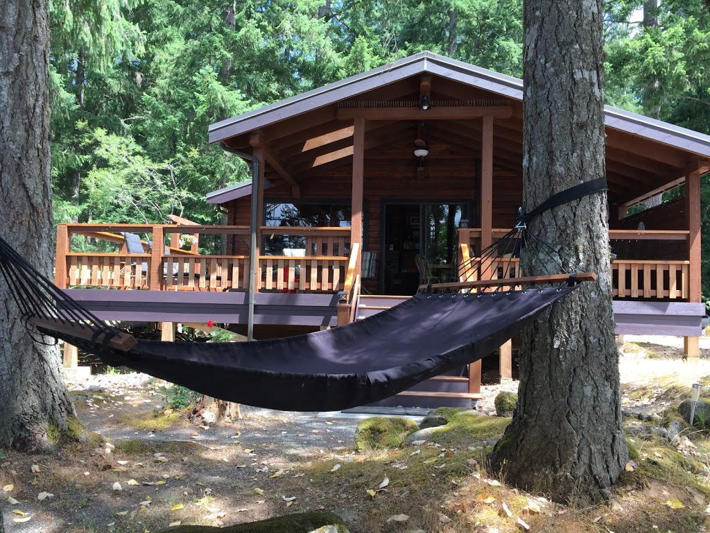 The Cabin Club | 2090 Shawnigan Lake Rd, Shawnigan Lake, BC V0R 2W5, Canada | Phone: (866) 575-0043