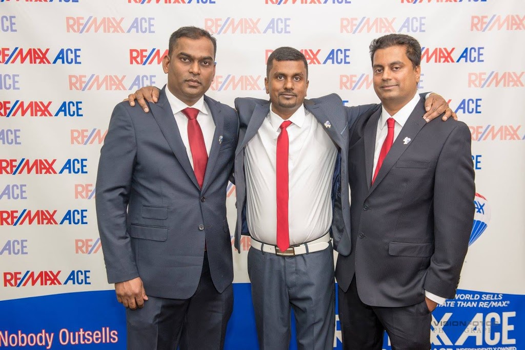 Suresh Paramalingam | 3-1286 Kennedy Rd, Scarborough, ON M1P 2L5, Canada | Phone: (416) 270-1111