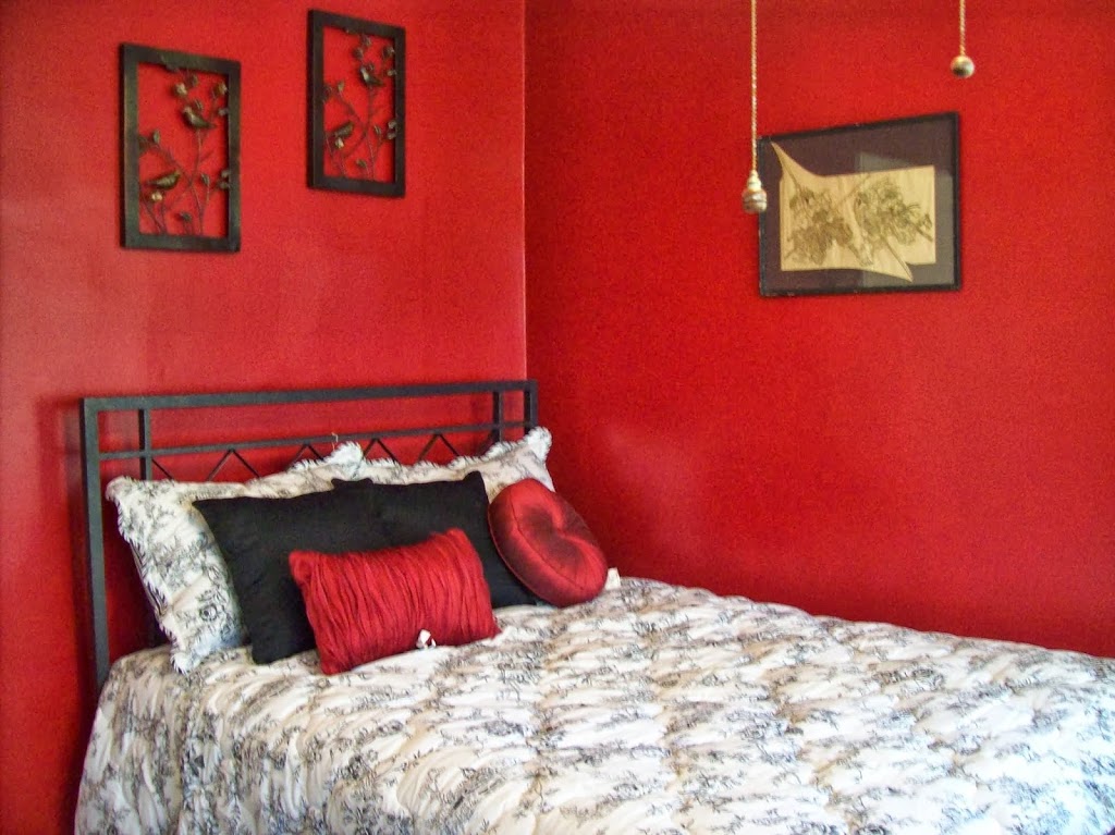 The Fischer House Vacation Rental | 2 Hillcrest, Niagara Falls, NY 14303, USA | Phone: (716) 438-6645
