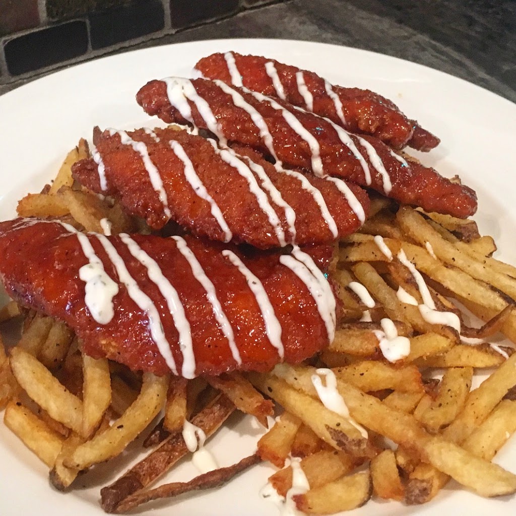 Jonesys Restaurant + Lounge | 3133 Birds Hill Rd, East Saint Paul, MB R2E 1G4, Canada | Phone: (204) 669-0557