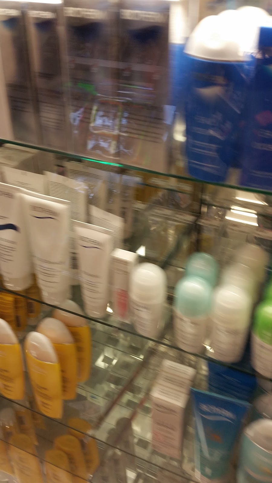 Shoppers Drug Mart | 180 Sandalwood Pkwy, Brampton, ON L6Z 1Y4, Canada | Phone: (905) 846-4700