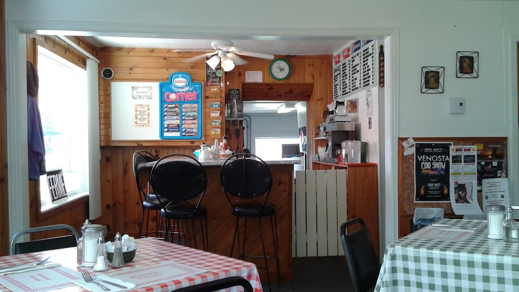 Casse-Croute Sue-Ellen | 408 Route 105, Kazabazua, QC J0X 1X0, Canada | Phone: (819) 467-3110