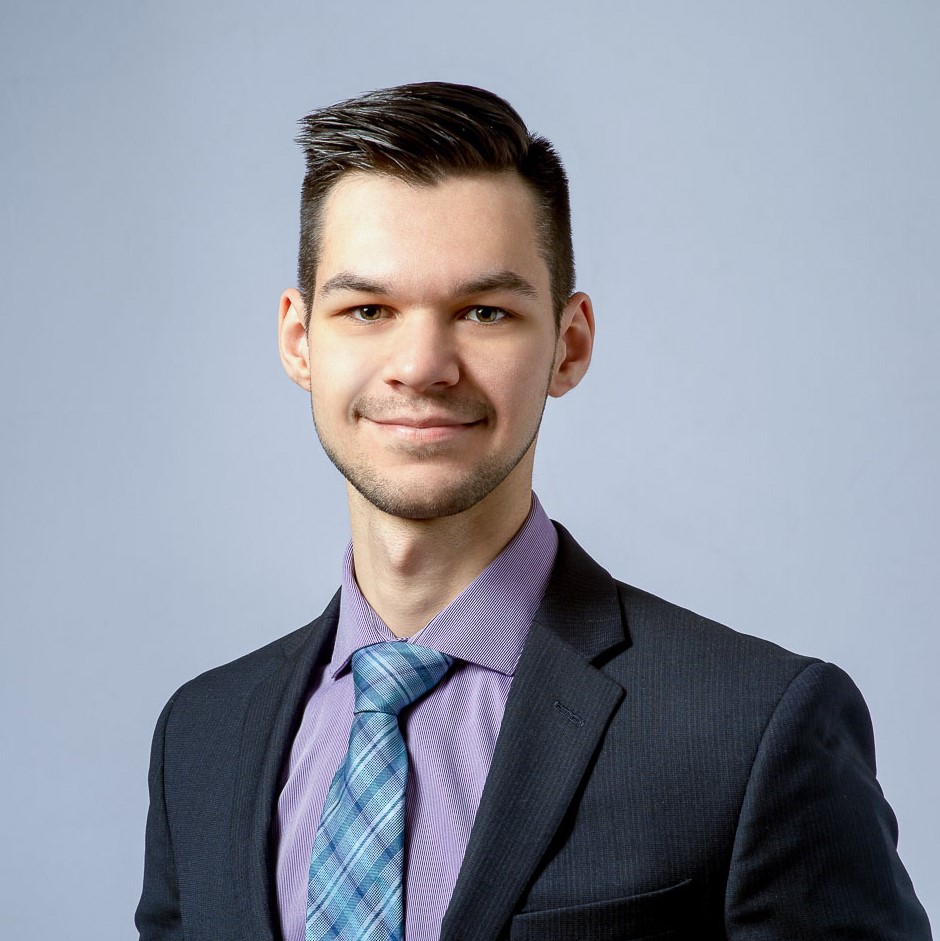 Buzaker Law Firm | 180 Steeles Ave W #225, Thornhill, ON L4J 2L1, Canada | Phone: (905) 370-0484