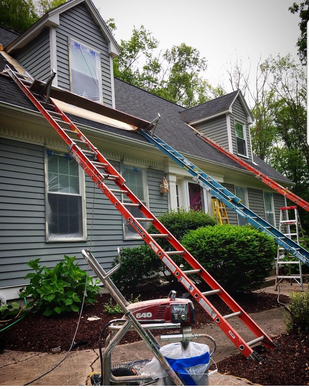 Collins Painting & Remodeling | 2549 Whitehaven Rd, Grand Island, NY 14072, USA | Phone: (716) 243-5368