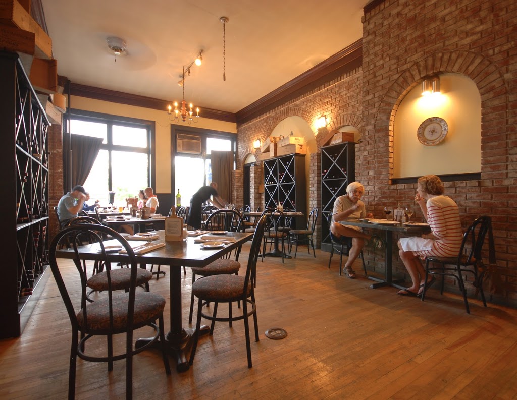 Lago Trattoria | 95 Main St, Newport, VT 05855, USA | Phone: (802) 334-8222