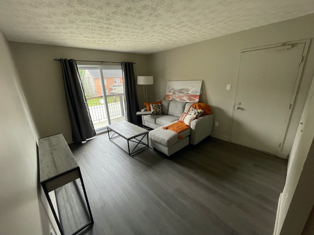 LittleForks.ca | 2865 Rue College Suite 201, Sherbrooke, QC J1M 1M2, Canada | Phone: (514) 829-8515