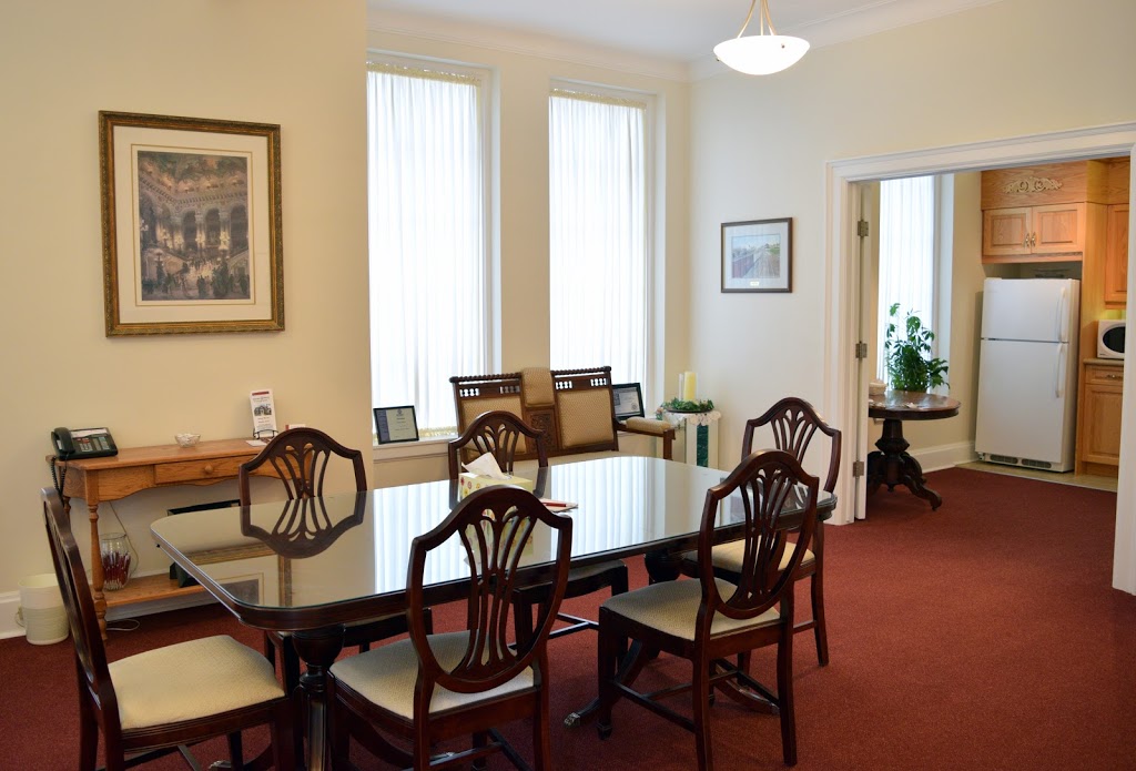 Shawn Jackson Funeral Home | 31 Elgin St, St Thomas, ON N5R 3L9, Canada | Phone: (519) 631-0570
