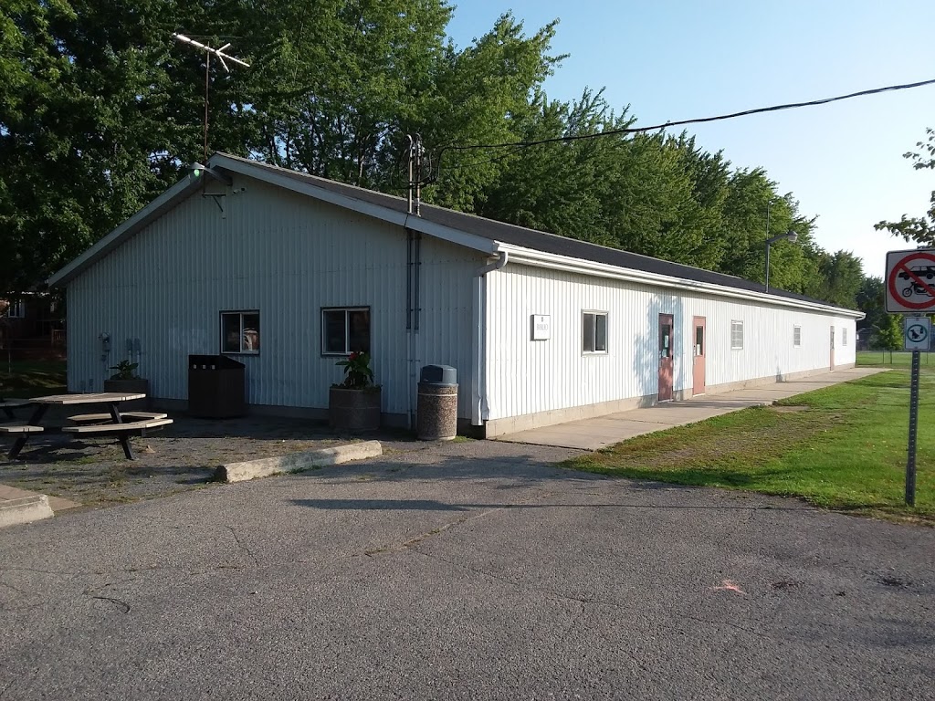 Bibliothèque municipale de Saint-Clet | 25 Rue Piché, Saint-Clet, QC J0P 1S0, Canada | Phone: (450) 456-3175
