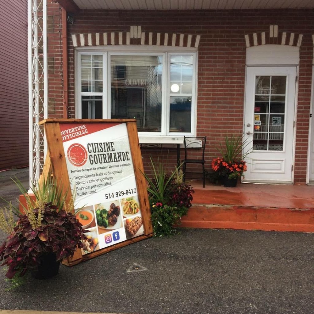 Café Cuisine gourmande | 223 Rue Principale, Saint-Urbain-Premier, QC J0S 1Y0, Canada | Phone: (514) 929-8417