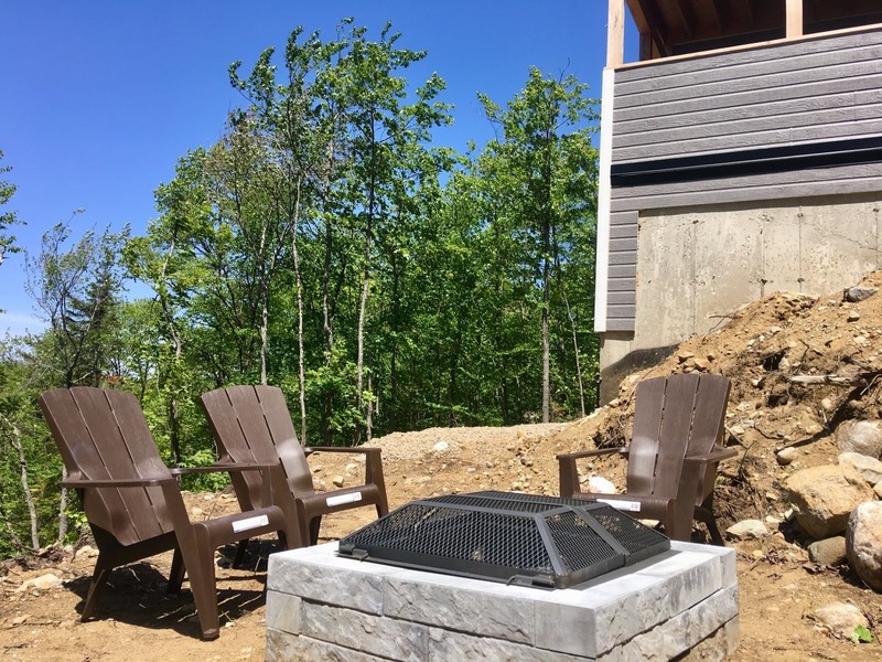 Chalet La Belette 144 | Chemin des Lacs à May, Entrelacs, QC J0T 2E0, Canada | Phone: (438) 888-8000