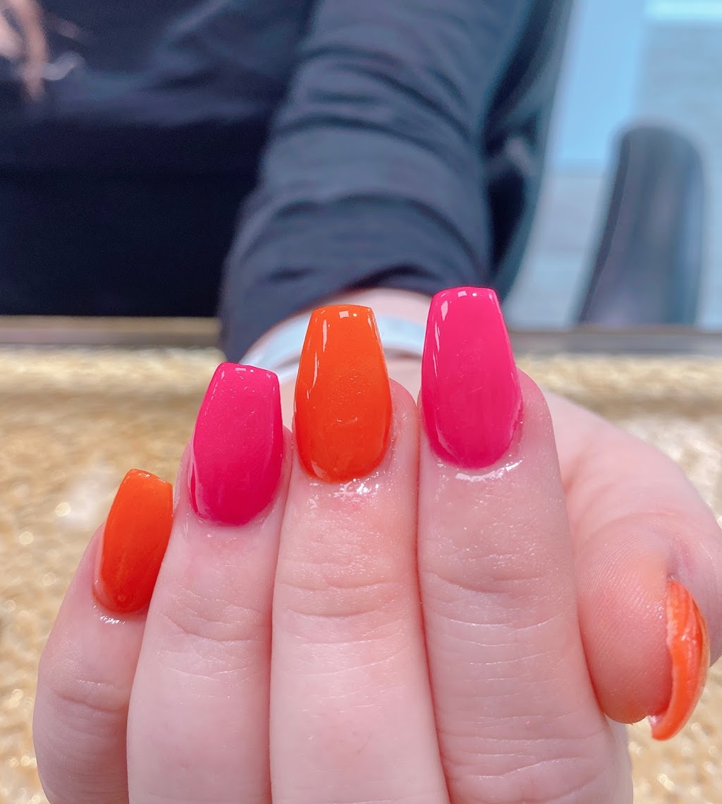 D &D Nail Salon | 994 Huron St, London, ON N5Y 4K6, Canada | Phone: (519) 936-1628