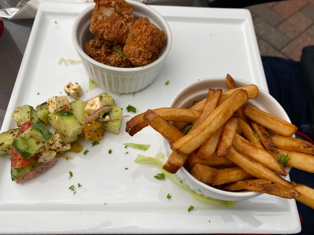 Resto Bar Lolita | 804 Rue de St Jovite, Mont-Tremblant, QC J8E 3J8, Canada | Phone: (819) 425-2555