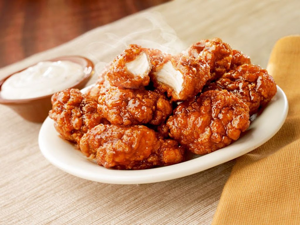 Pizza Hut Best Pizza In Sechelt | 5760 Teredo St Suite 102, Sechelt, BC V0N 3A0, Canada | Phone: (604) 885-1288