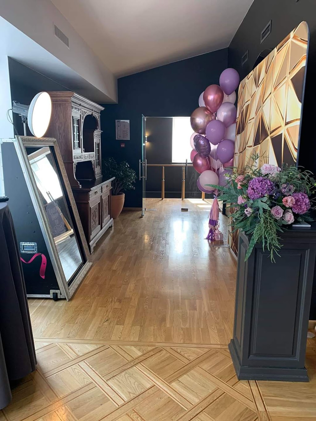FJF Selfie Booth | Covepark Mews NE, Calgary, AB T3K 6L2, Canada | Phone: (403) 891-6000