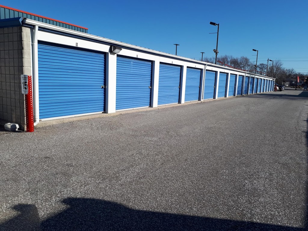 Access Storage - Windsor Tecumseh | 9618 Tecumseh Rd E, Windsor, ON N8R 1A2, Canada | Phone: (226) 270-7188