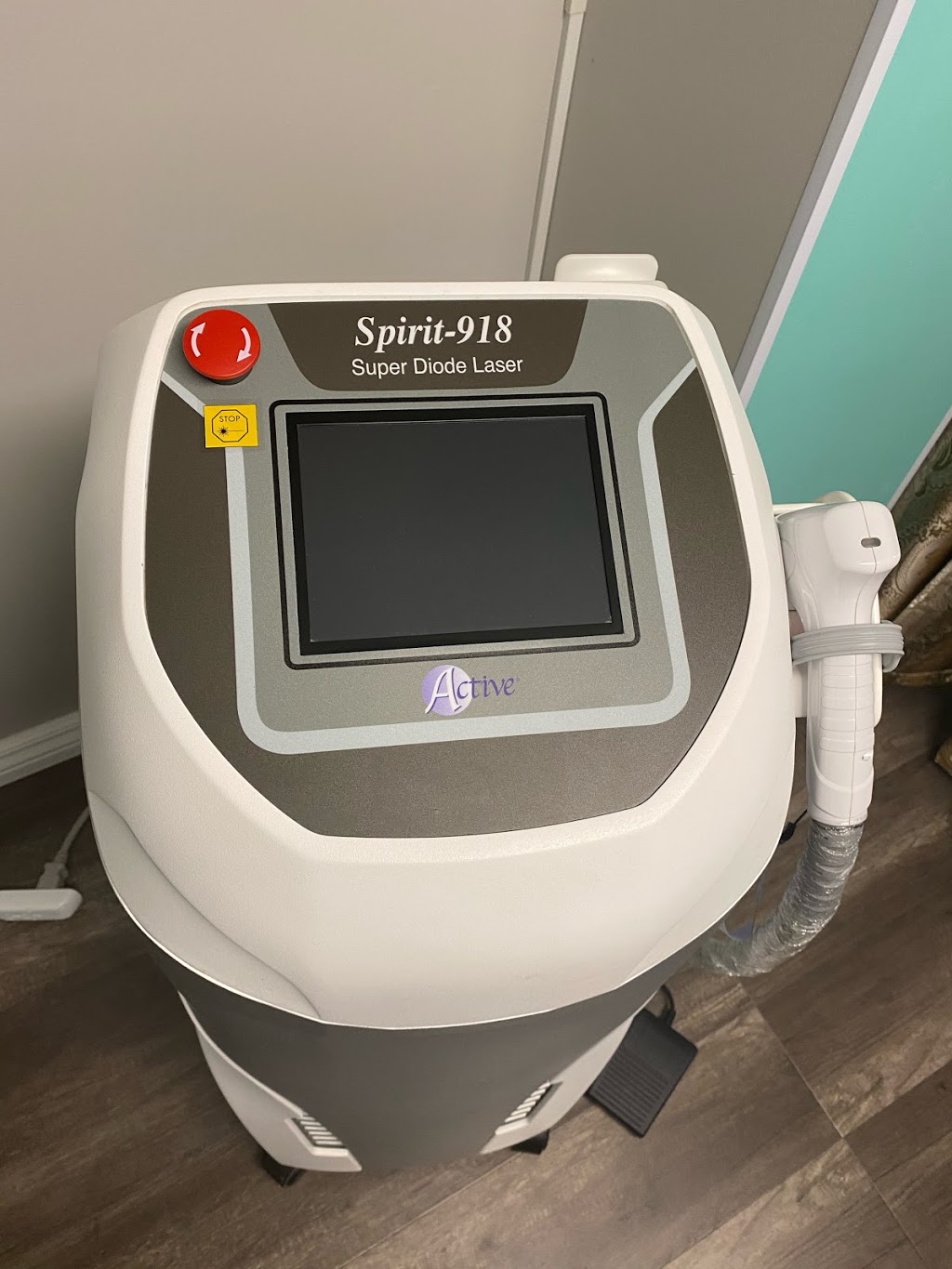Laura Beauty & Laser Home Med Spa | 144 Solomon Crescent, Hamilton, ON L8W 2G7, Canada | Phone: (289) 775-8875