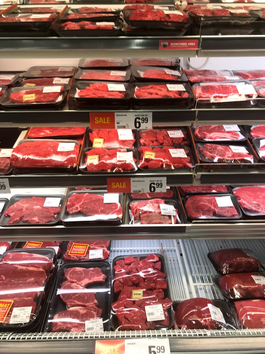 Embrun Your Independent Grocer | 753 Notre Dame St, Embrun, ON K0A 1W0, Canada | Phone: (613) 443-3064