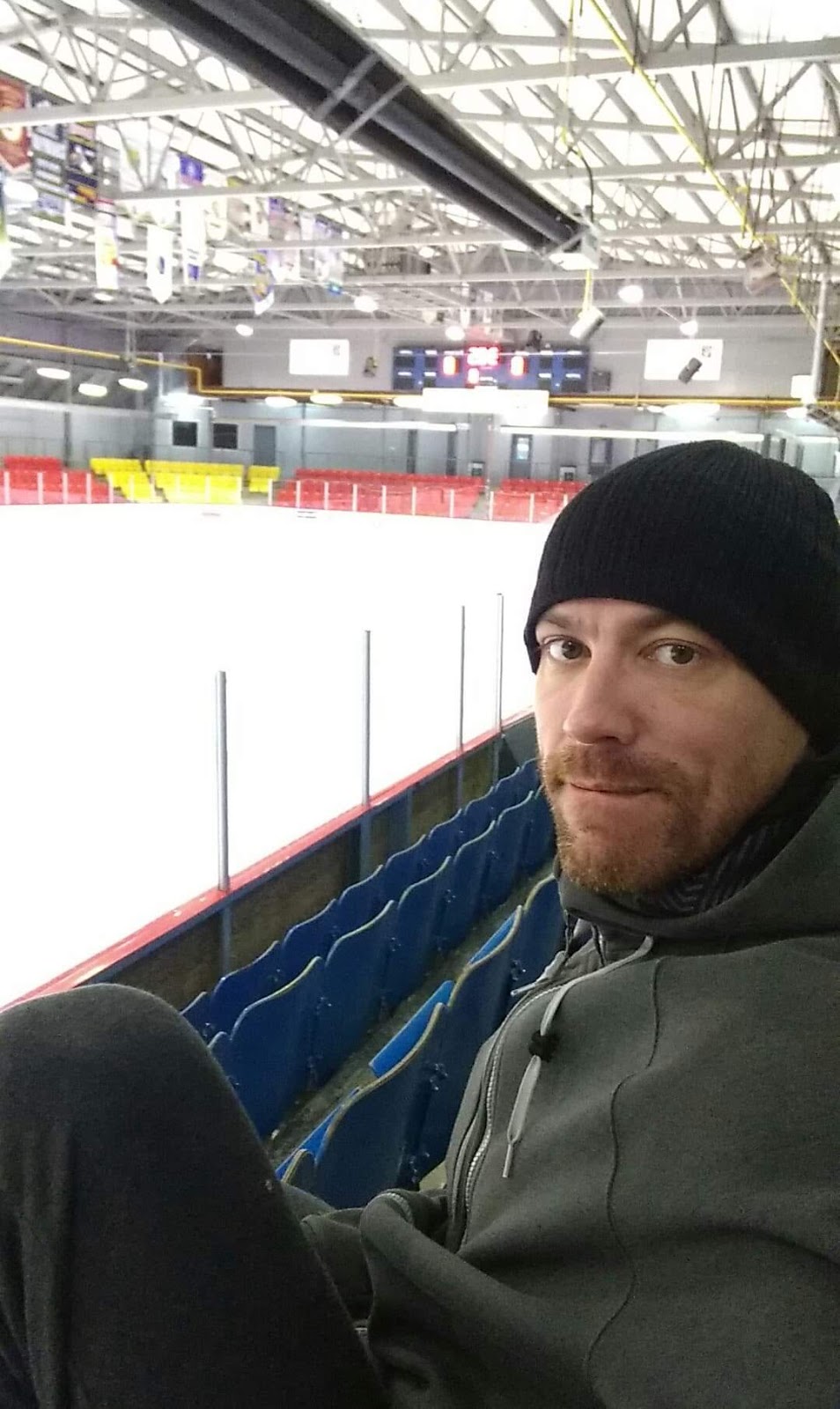 Windsor Arena | 250 Rue Georges-Guilbault, Windsor, QC J1S 1M8, Canada | Phone: (819) 845-7888