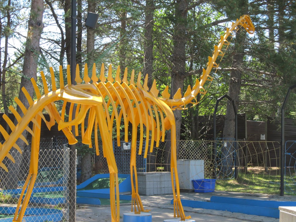 Dinosaur Valley mini Golf | on, Valleyview Road, 3316 St Laurent St, Chelmsford, ON P0M 1L0, Canada | Phone: (705) 897-6302