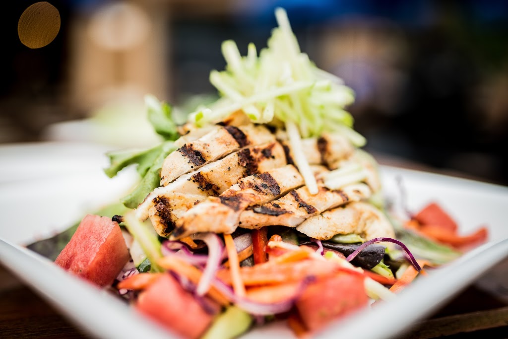 Dustys Bar & BBQ | 2040 London Ln RR 2, Whistler, BC V0N 1B2, Canada | Phone: (604) 905-2171