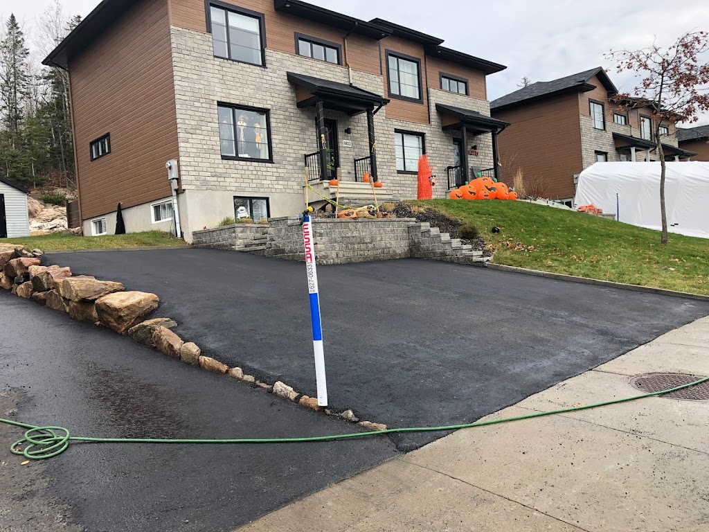 Pavage 1er choix | 2427 Rue Lindbergh, Québec, QC G2G 2P1, Canada | Phone: (418) 808-3007