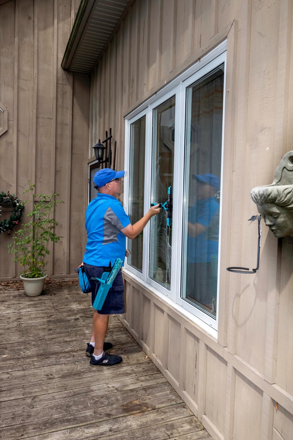 Window Kare | 275 Dufferin St, Fort Erie, ON L2A 2T7, Canada | Phone: (905) 321-7720