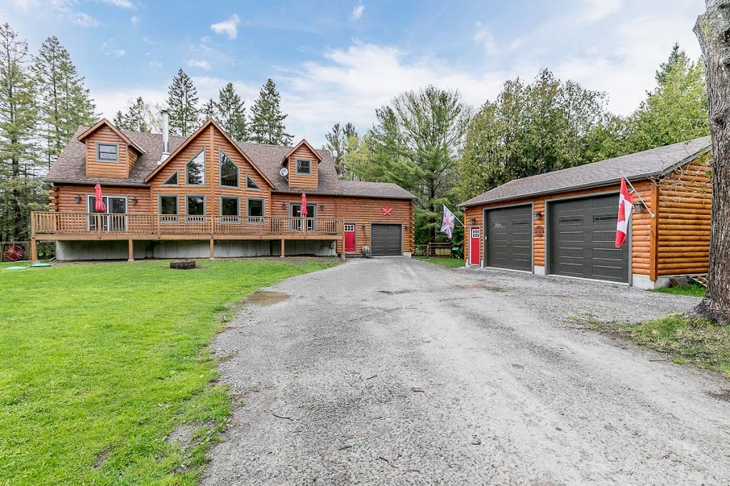 Clarence Walker - Real Estate Agent - Cake Realty Inc | 149 Prospect St, Newmarket, ON L3Y 3T3, Canada | Phone: (905) 954-5105